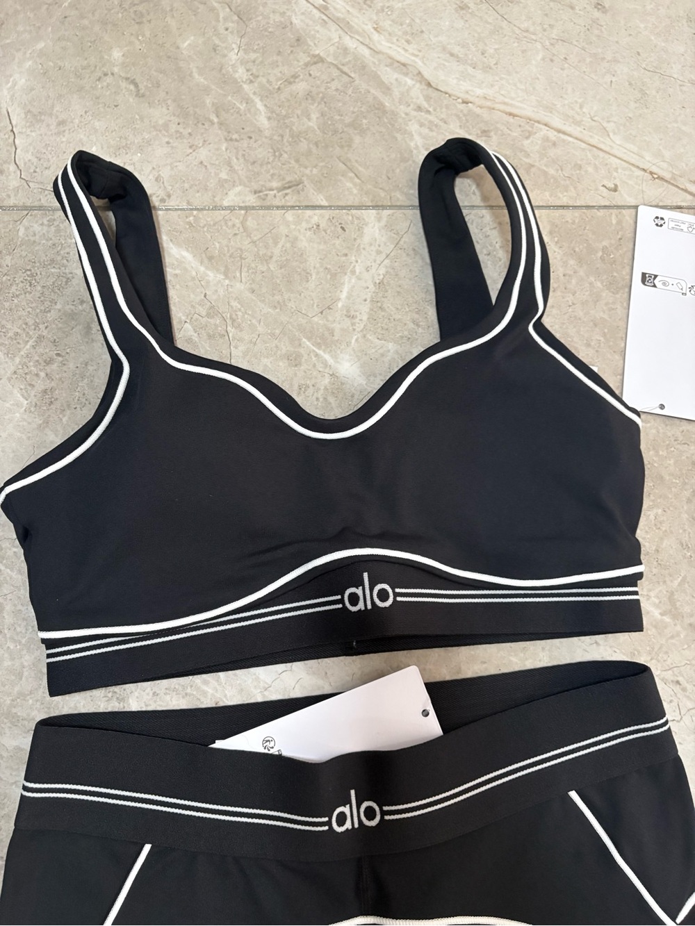 ALO Yoga Black Sports Bra with White Contrast Piping